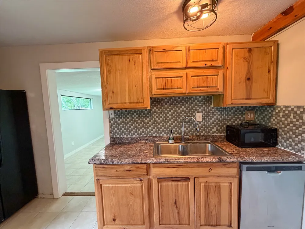 138 San Jacinto Street Bastrop, TX 78602