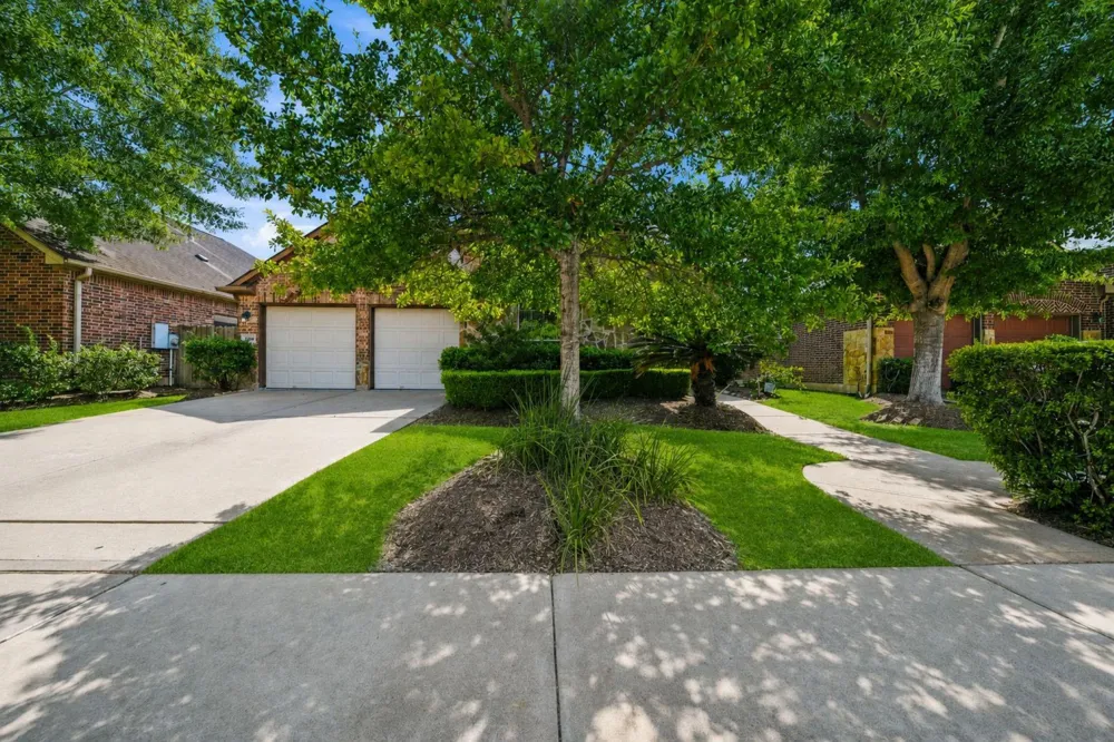 2206 Ascot Lane Sugar Land, TX 77479