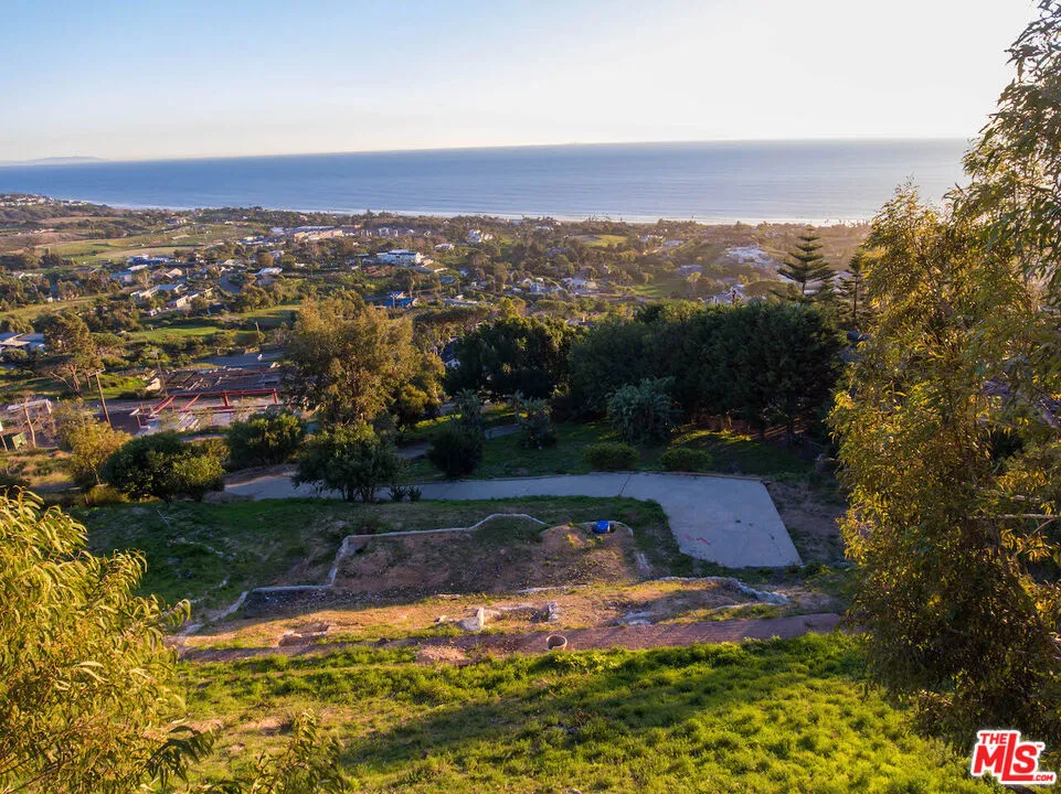 30051 Andromeda Lane Malibu, CA 90265