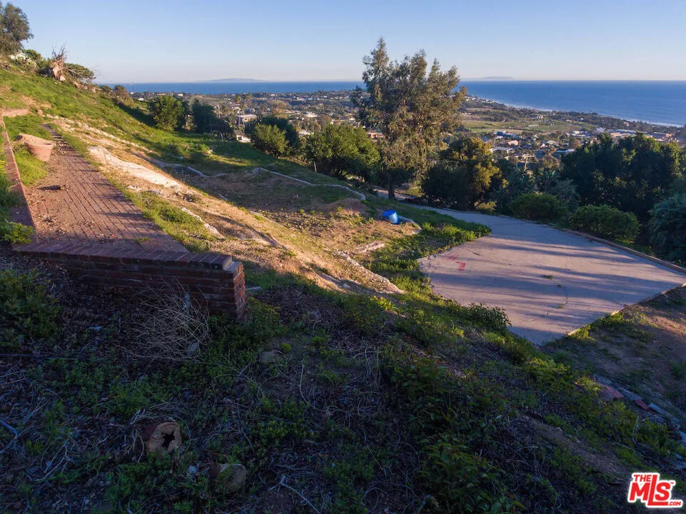 30051 Andromeda Lane Malibu, CA 90265