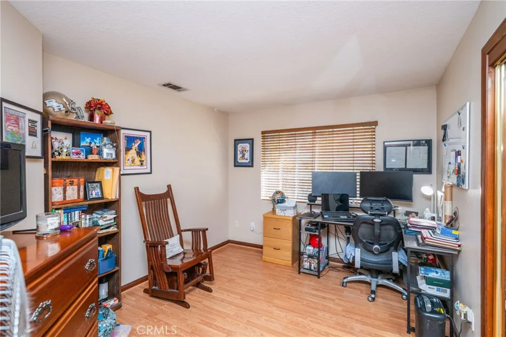 30224 Clear Water Canyon Lake, CA 92587