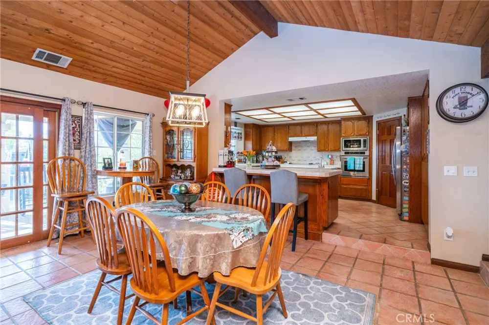 30224 Clear Water Canyon Lake, CA 92587