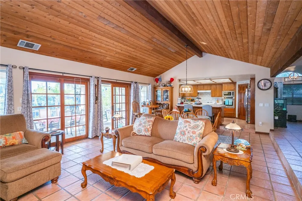 30224 Clear Water Canyon Lake, CA 92587