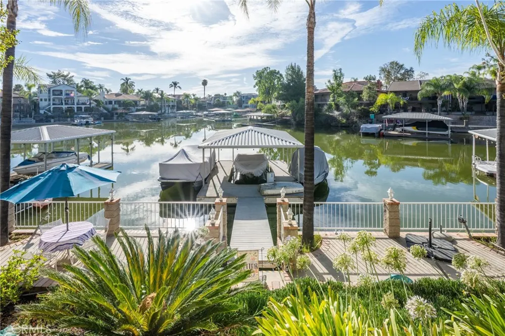 30224 Clear Water Canyon Lake, CA 92587