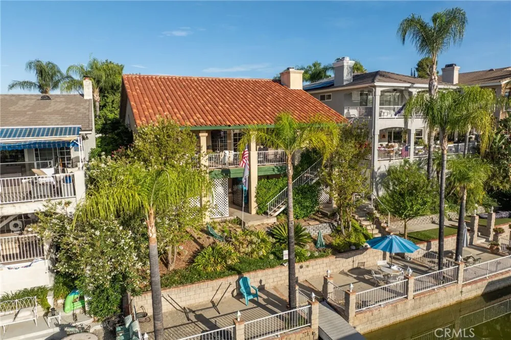 30224 Clear Water Canyon Lake, CA 92587