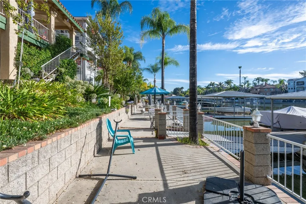 30224 Clear Water Canyon Lake, CA 92587