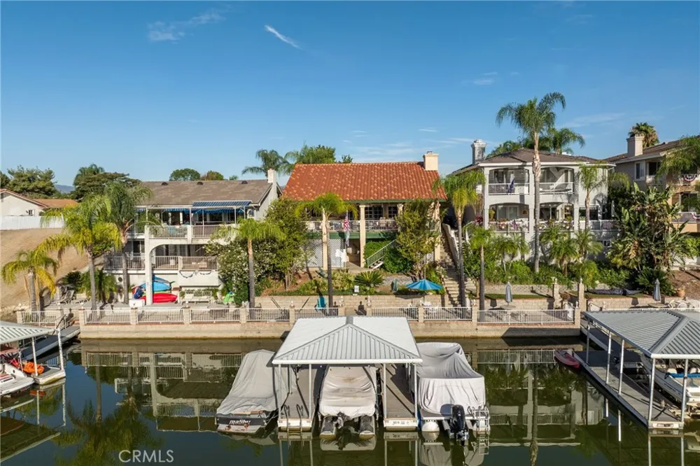 30224 Clear Water Canyon Lake, CA 92587