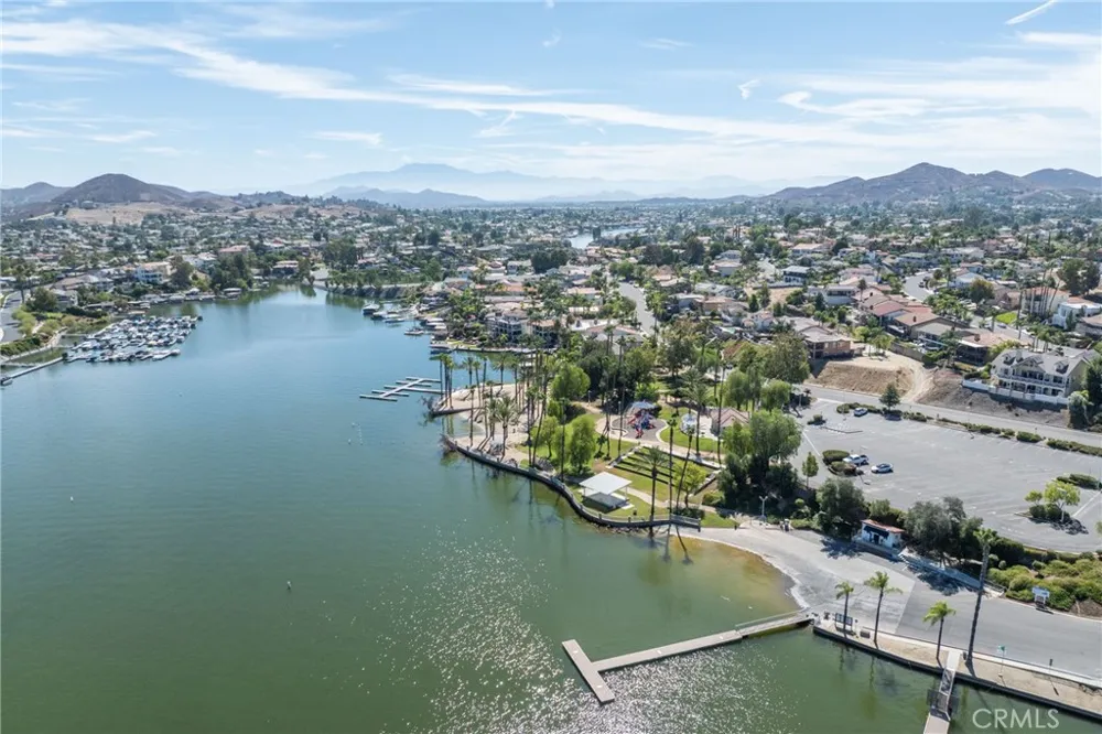 30224 Clear Water Canyon Lake, CA 92587