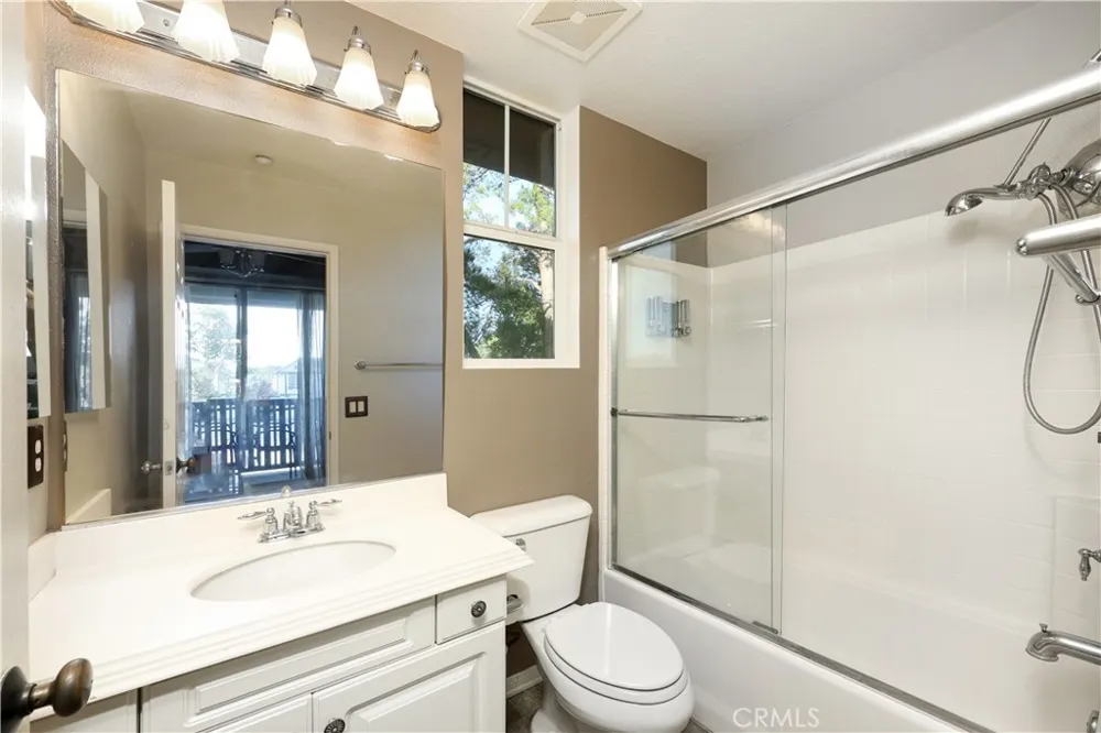 155 Zephyr Run Tustin, CA 92782