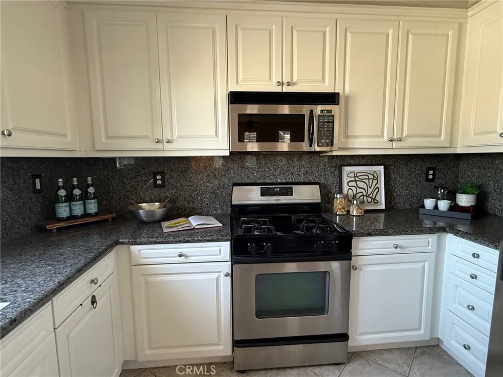 155 Zephyr Run Tustin, CA 92782