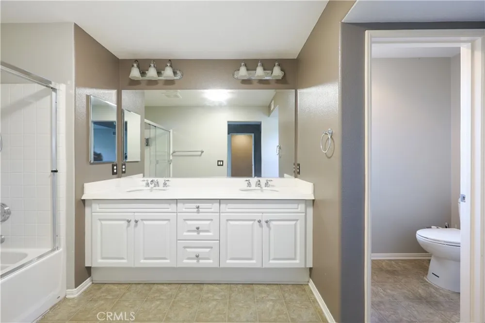 155 Zephyr Run Tustin, CA 92782