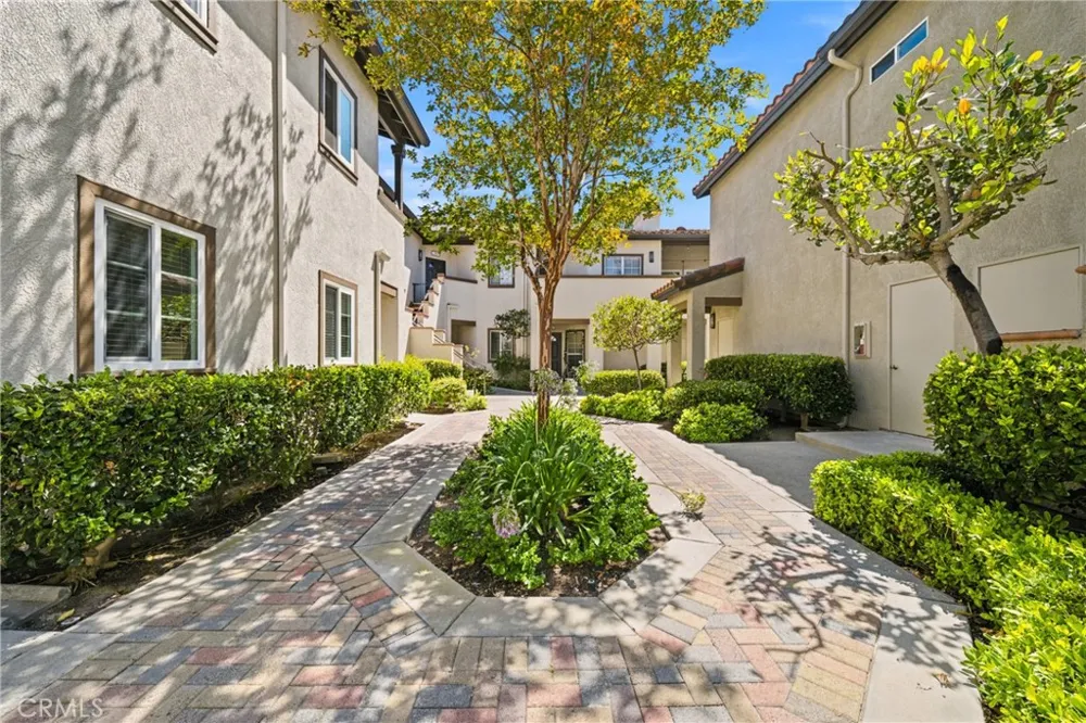 138 Via Contento Rancho Santa Margarita, CA 92688