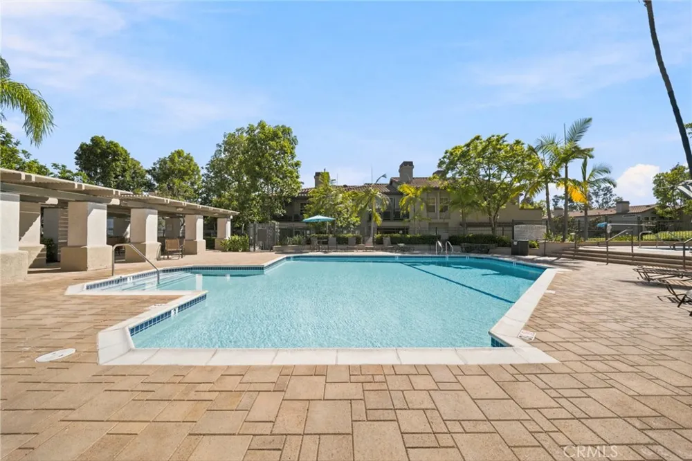 138 Via Contento Rancho Santa Margarita, CA 92688