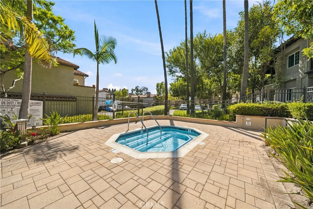 138 Via Contento Rancho Santa Margarita, CA 92688