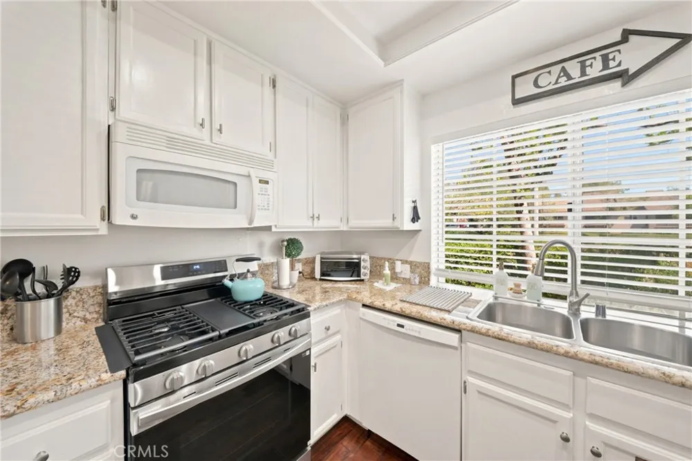 138 Via Contento Rancho Santa Margarita, CA 92688