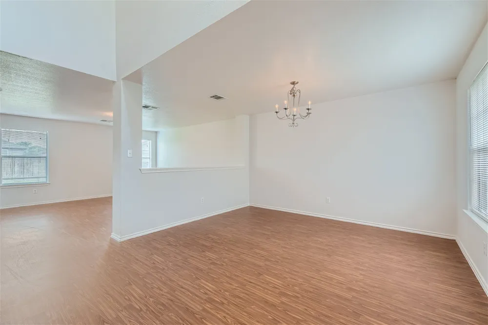 18408 Cloudmore Lane Elgin, TX 78621