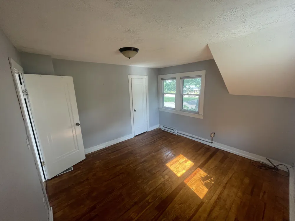 1534 Cedar Street NE Grand Rapids, MI 49503