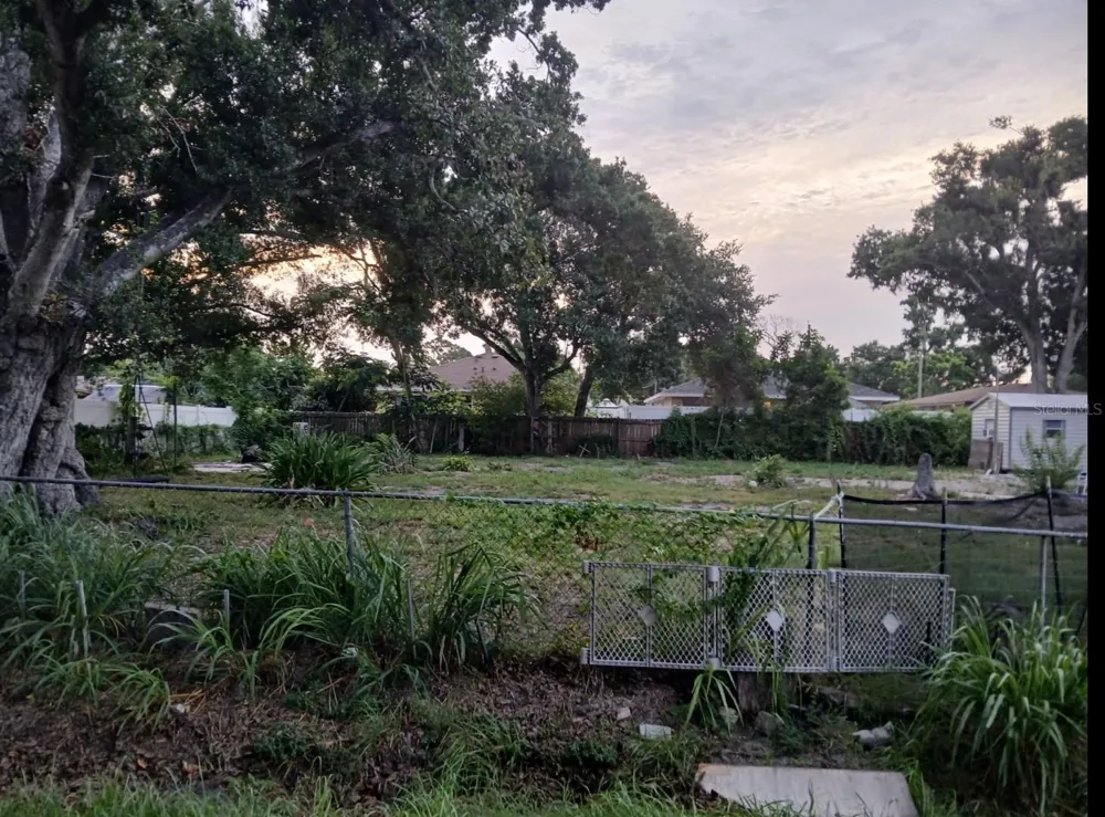 4116 LOCUST AVENUE Sarasota, FL 34234