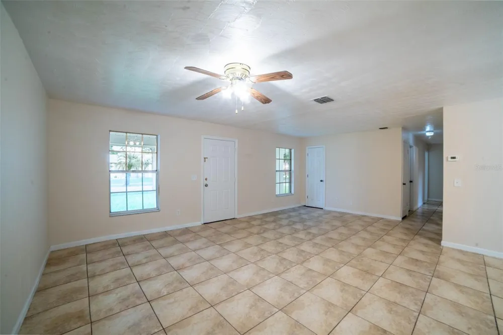 377 JEFFERSON DRIVE Casselberry, FL 32707