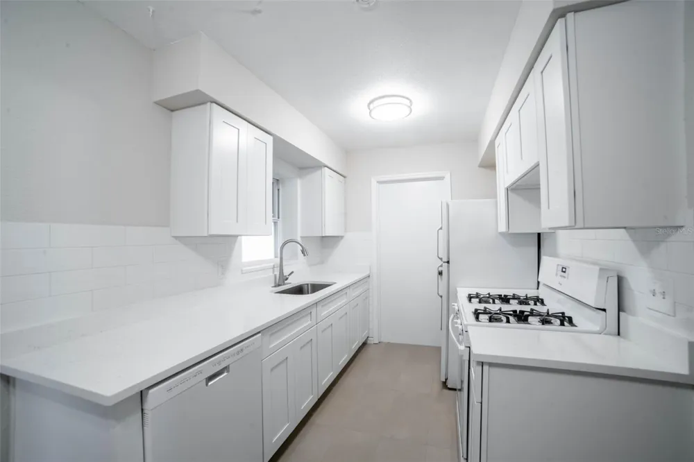 377 JEFFERSON DRIVE Casselberry, FL 32707