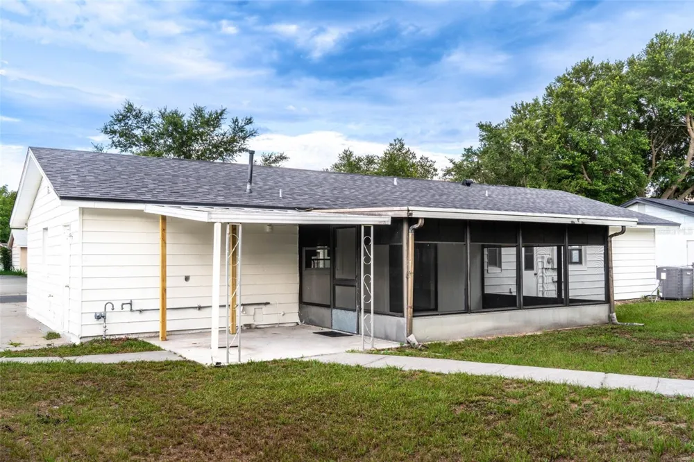377 JEFFERSON DRIVE Casselberry, FL 32707
