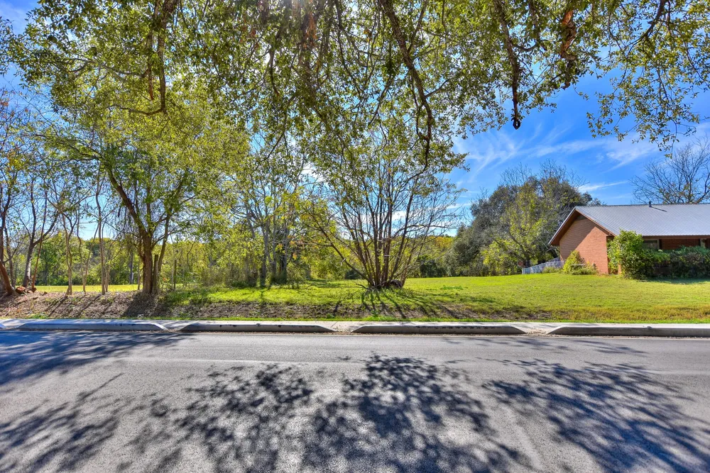 210 E Morrow Street Georgetown, TX 78626