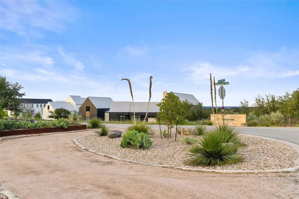 32000 Mirela Ann Road Dripping Springs, TX 78620