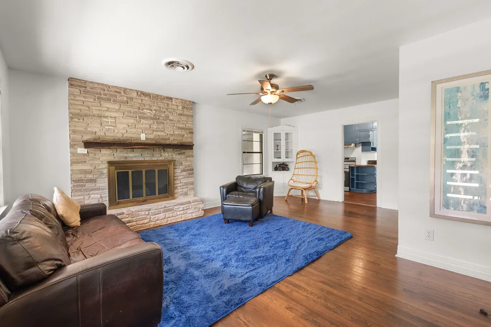 102 Elmo Street Florence, TX 76527