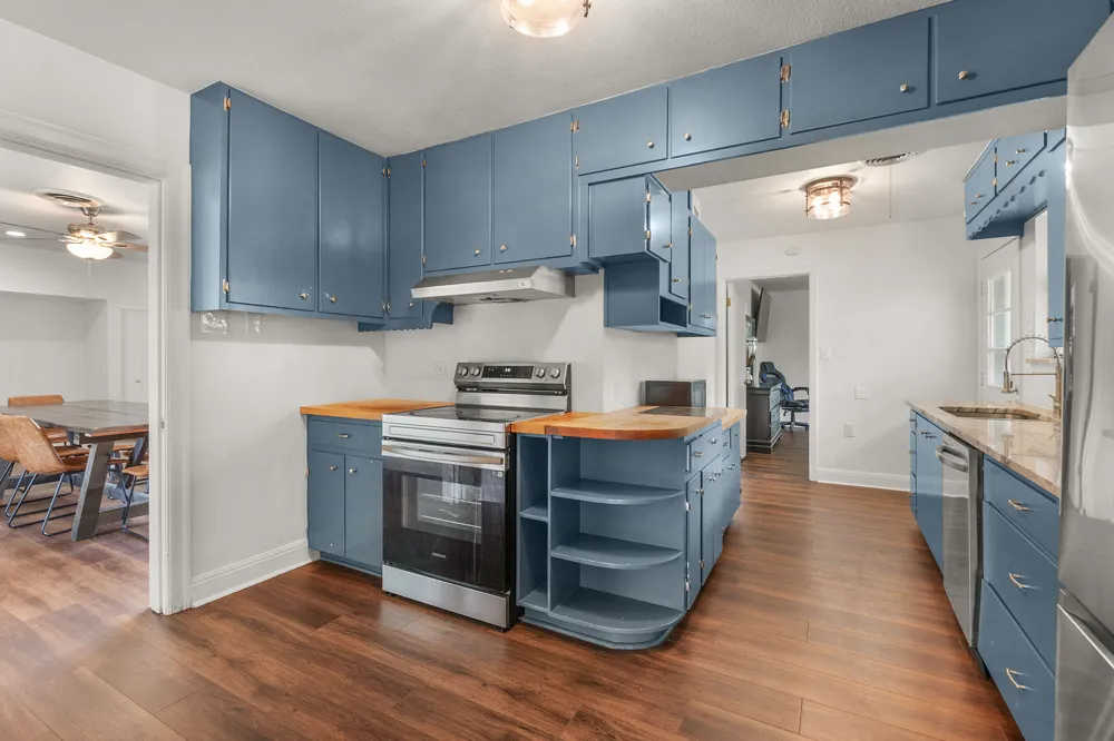 102 Elmo Street Florence, TX 76527