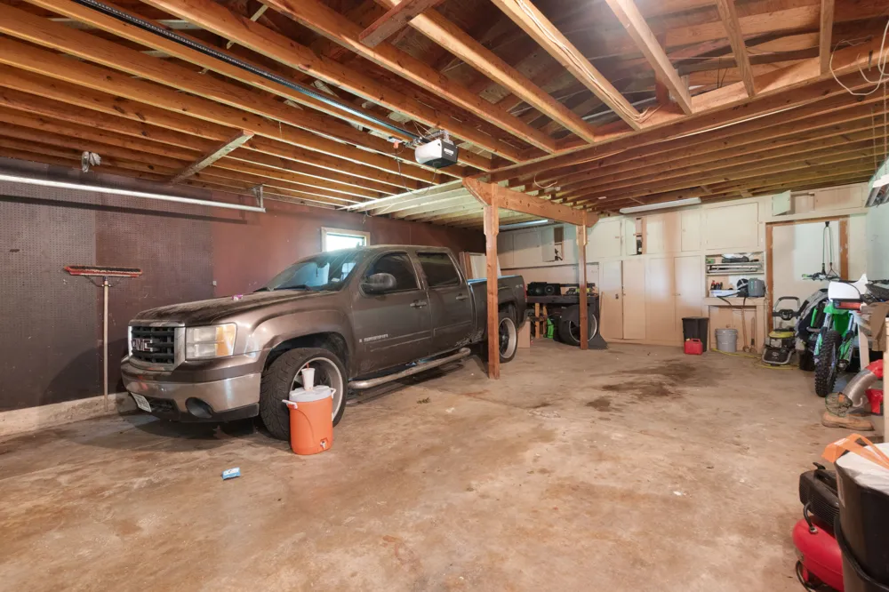 102 Elmo Street Florence, TX 76527