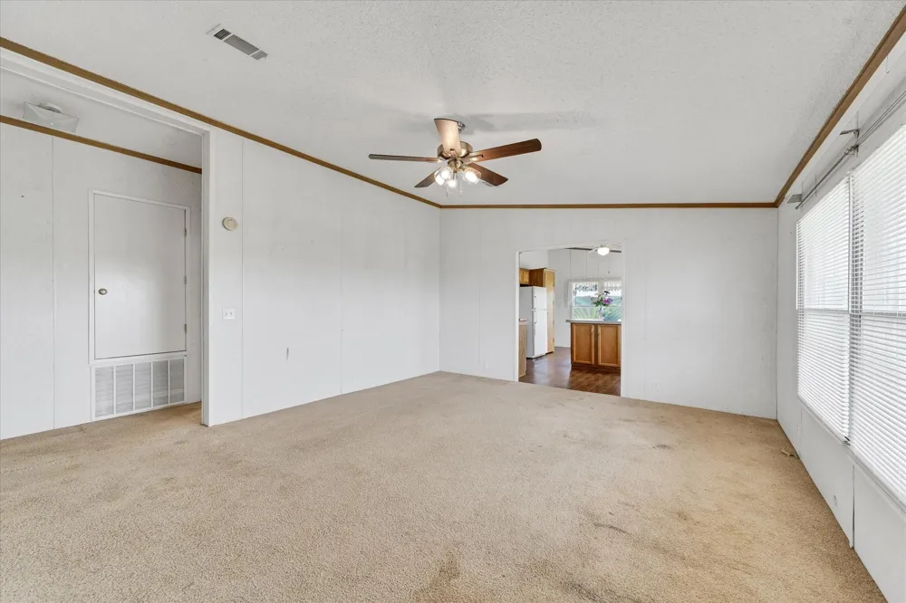 14858 Fm 1322 Luling, TX 78648
