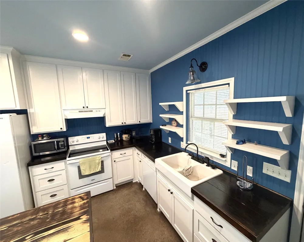 2302 Belaire Drive Granite Shoals, TX 78654