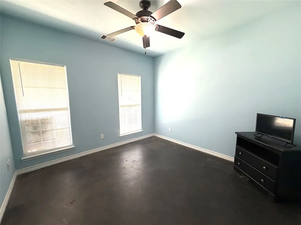 2302 Belaire Drive Granite Shoals, TX 78654