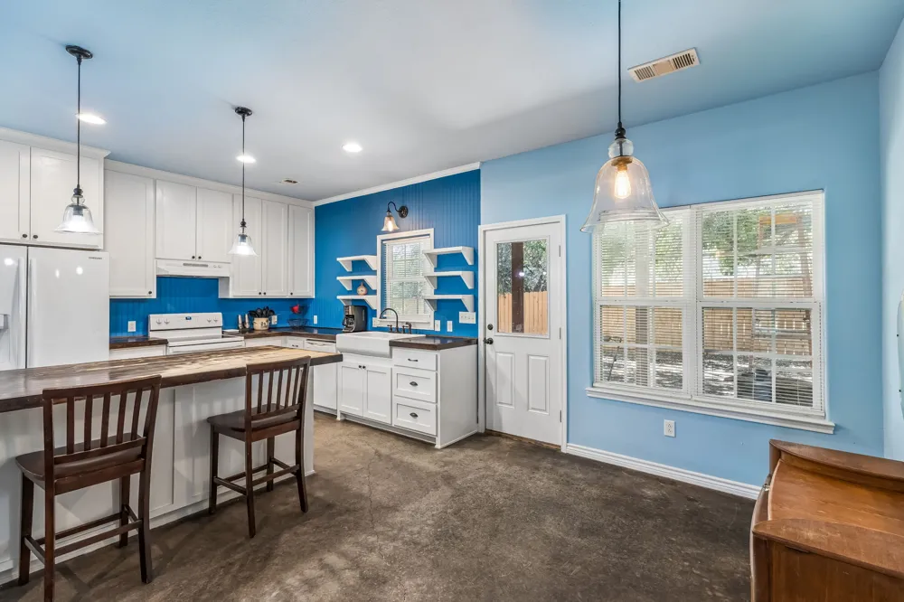 2302 Belaire Drive Granite Shoals, TX 78654