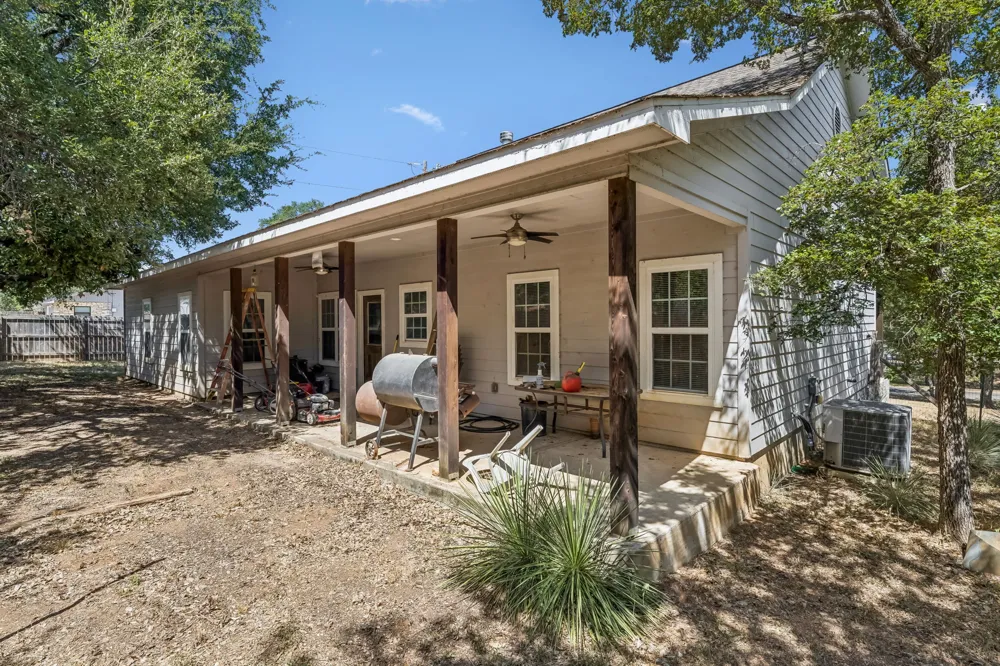 2302 Belaire Drive Granite Shoals, TX 78654