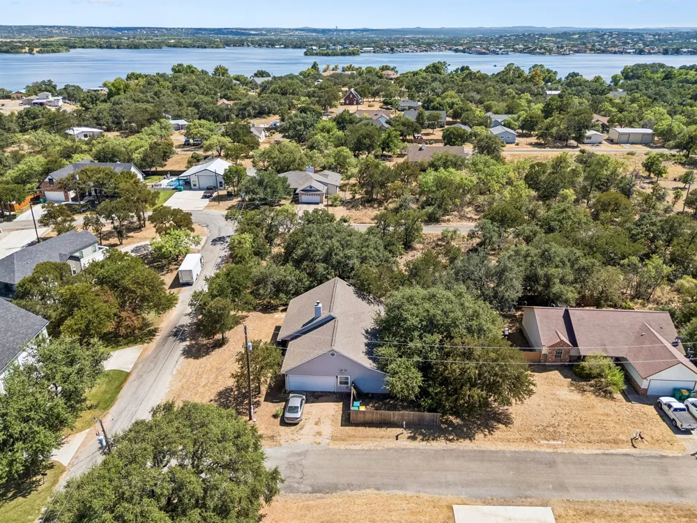 2302 Belaire Drive Granite Shoals, TX 78654