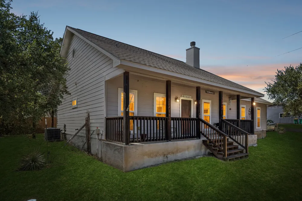 2302 Belaire Drive Granite Shoals, TX 78654