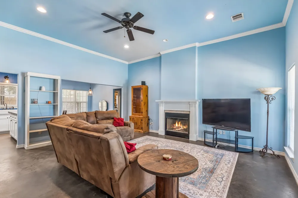 2302 Belaire Drive Granite Shoals, TX 78654