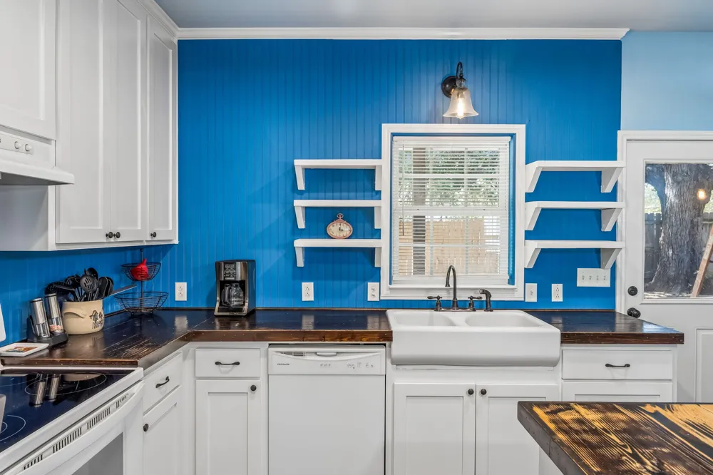 2302 Belaire Drive Granite Shoals, TX 78654