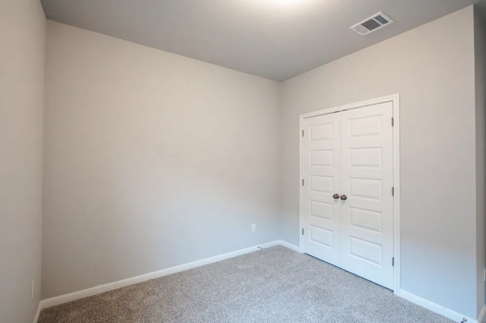 208 Kellys Heroes Way Jarrell, TX 76537
