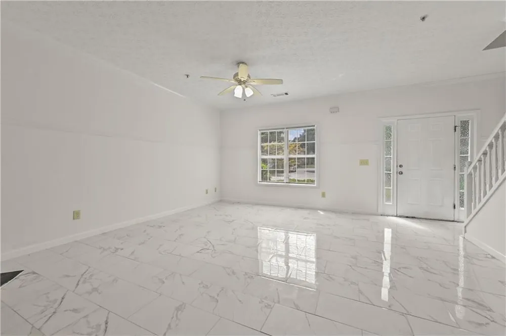 5090 Leeshire Trace Tucker, GA 30084