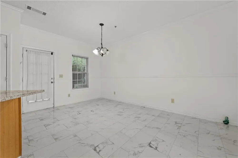 5090 Leeshire Trace Tucker, GA 30084