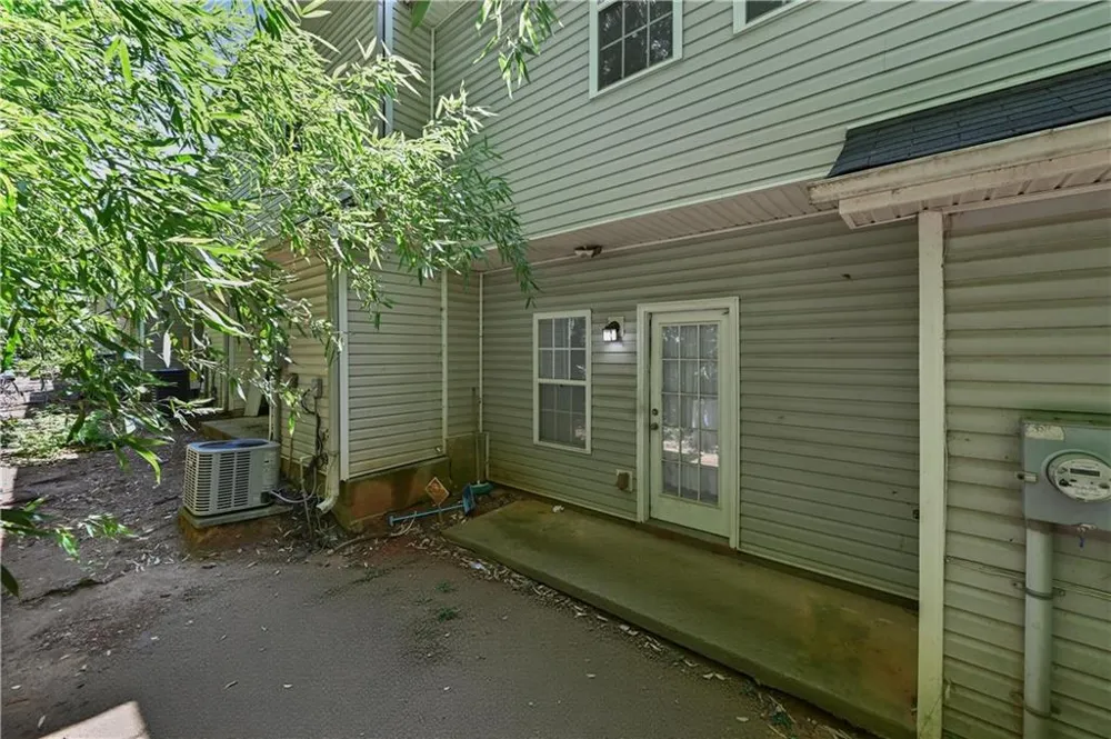 5090 Leeshire Trace Tucker, GA 30084
