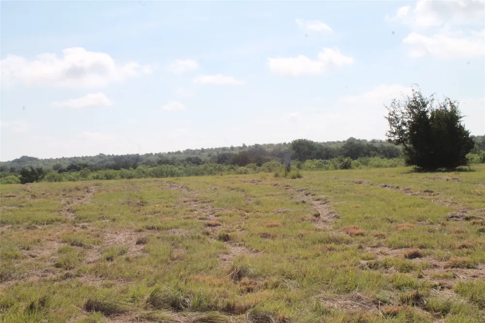 688 Comanche Lake Road Comanche, TX 76442