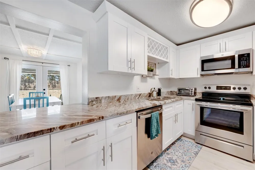 11919 102ND STREET Largo, FL 33773