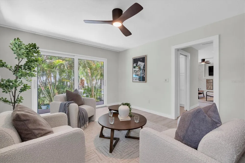 6921 MANGO AVENUE S St Petersburg, FL 33707