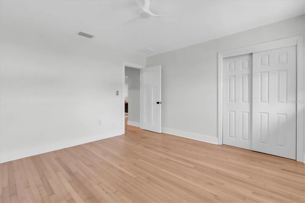 6921 MANGO AVENUE S St Petersburg, FL 33707