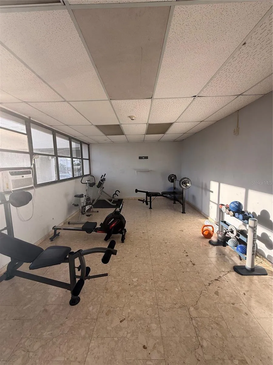 . LAUREL #2306 San Juan, PR 00913