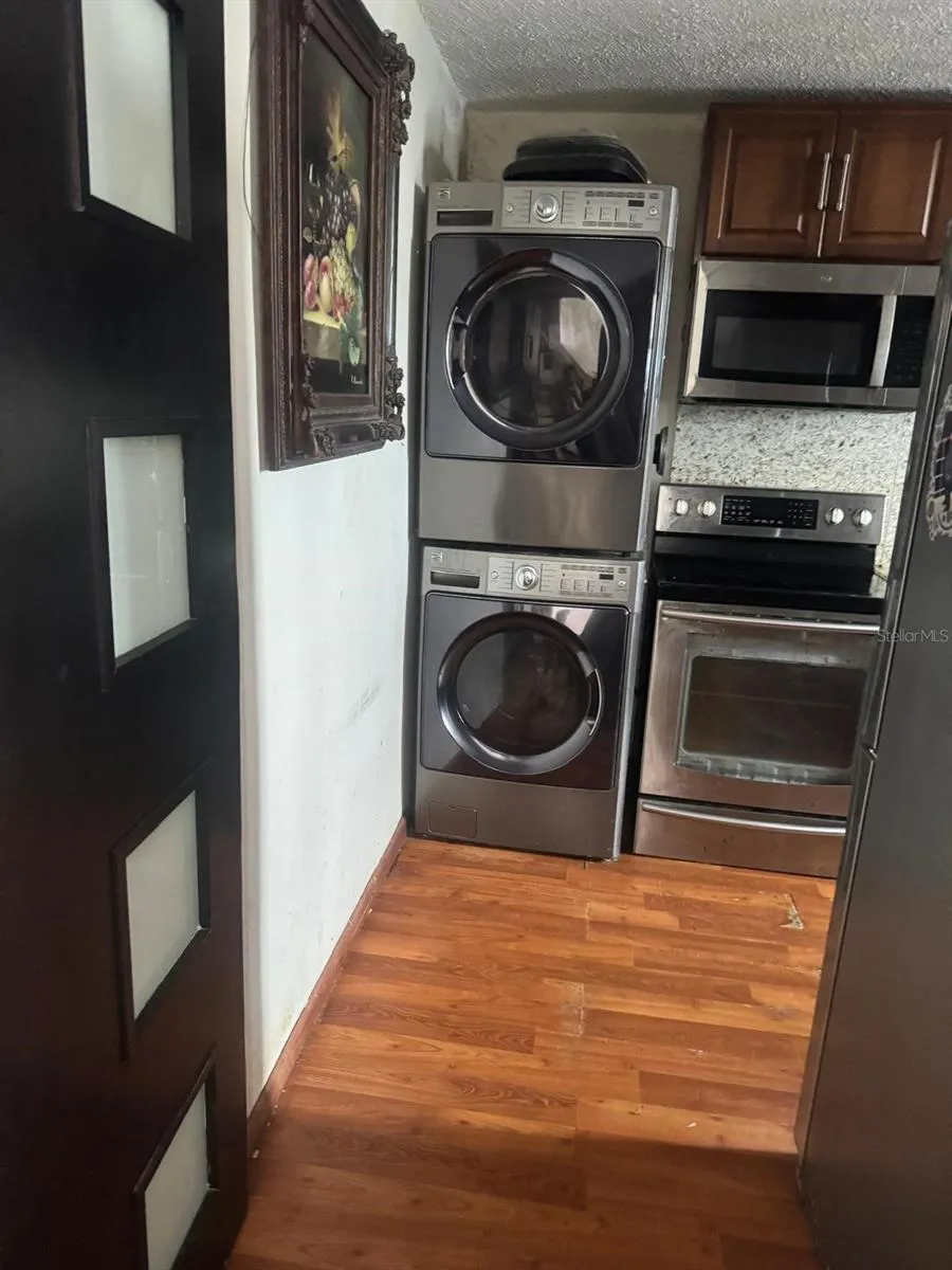 . LAUREL #2306 San Juan, PR 00913