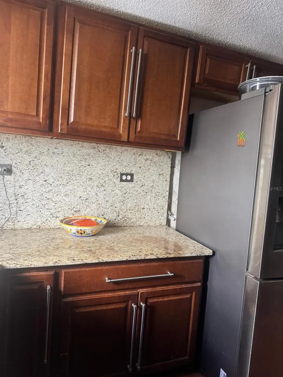 . LAUREL #2306 San Juan, PR 00913